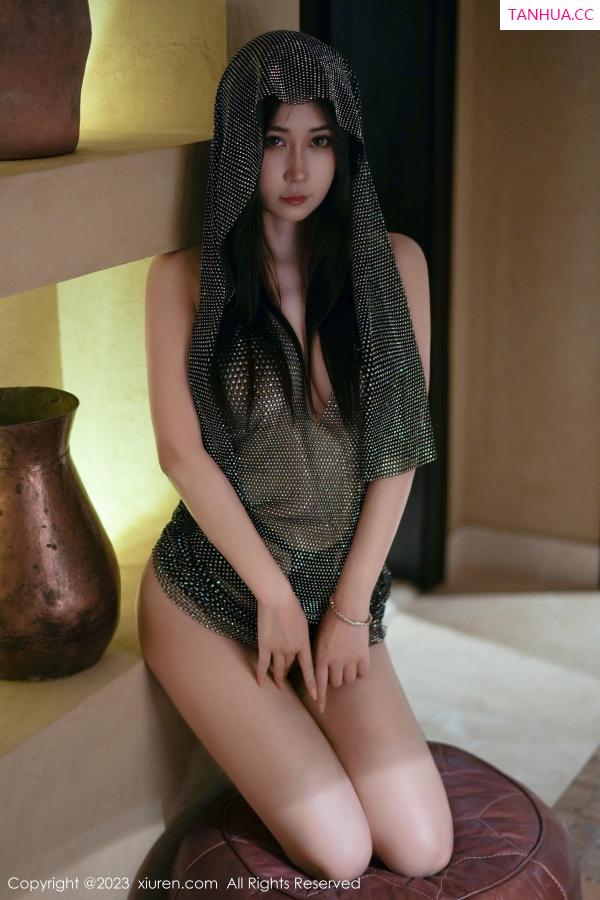laura阿姣  [XiuRen]高清写真图 2023.06.30 No.7003 laura阿姣 迪拜旅拍第6张图片